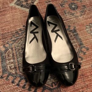 Anne Klein Sport black flats size 7.5 - never worn